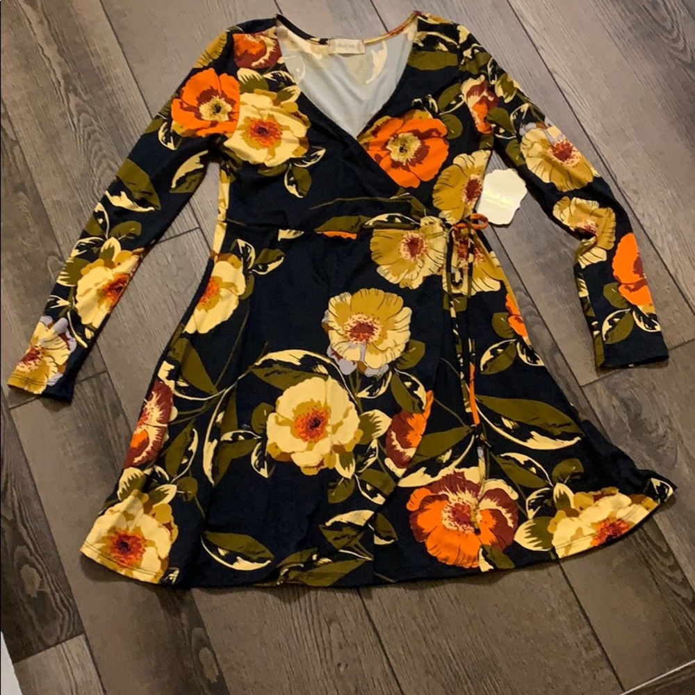 Patterned wrap dress